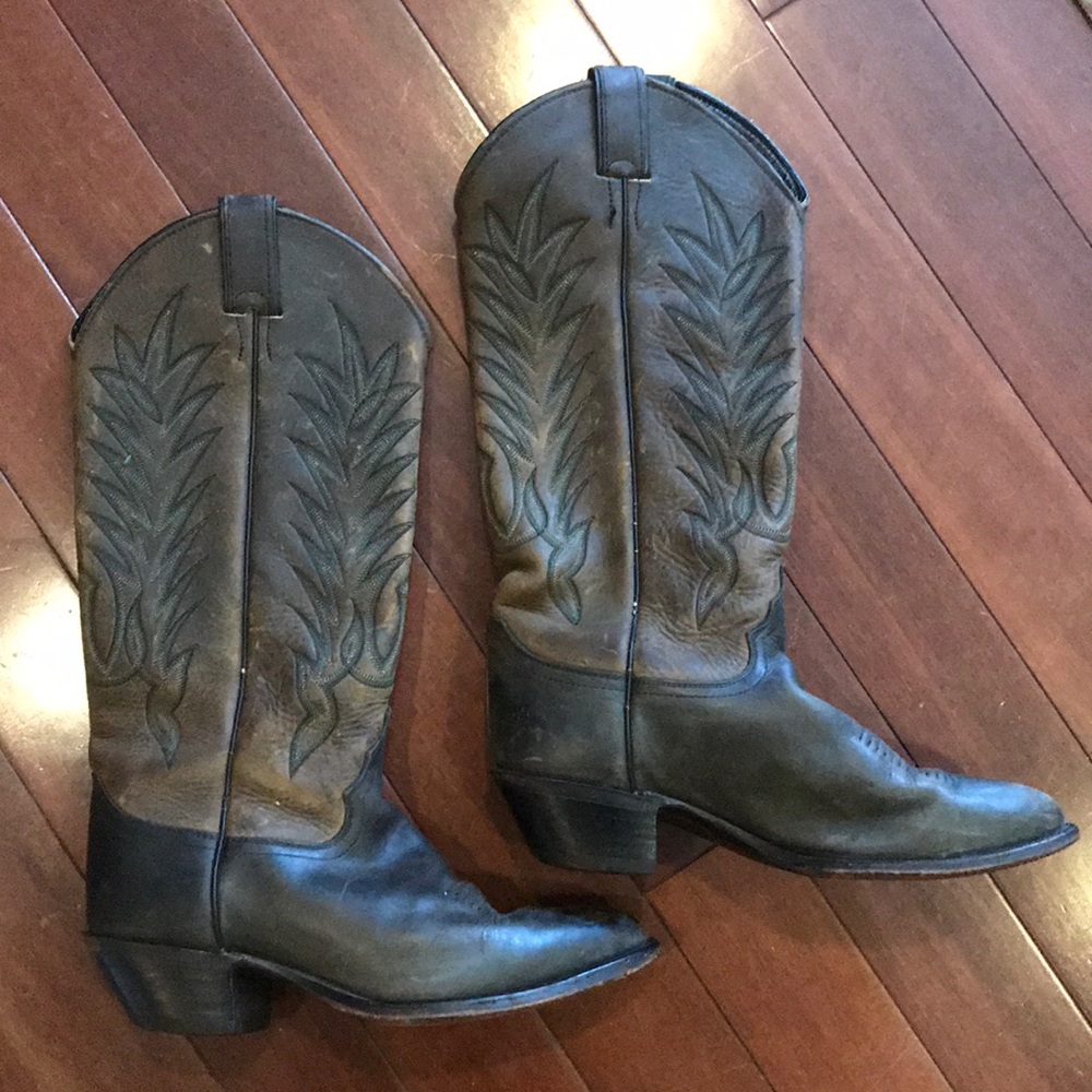 Justin Cowboy Boots women’s size 8